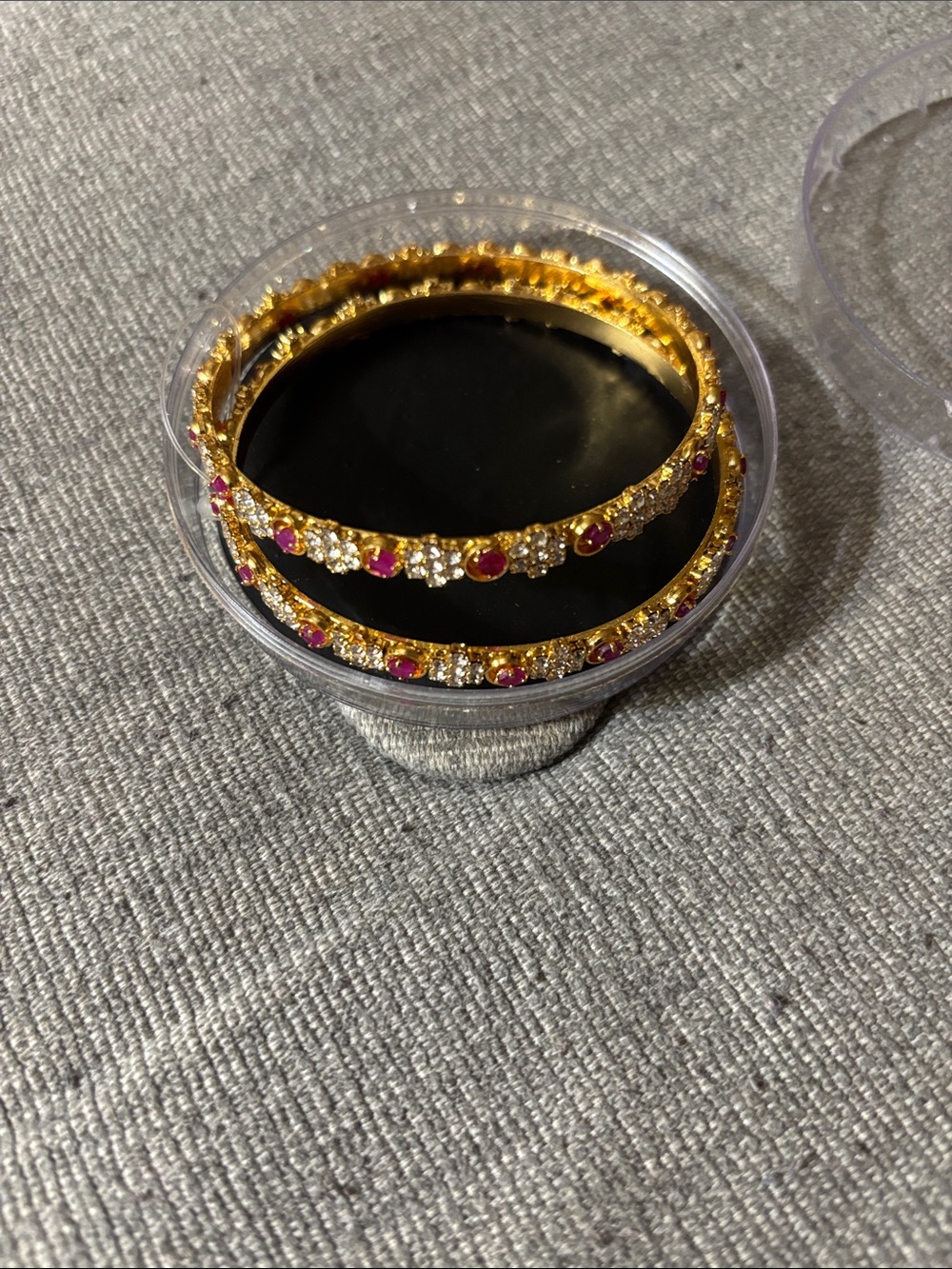 Set of two bangles